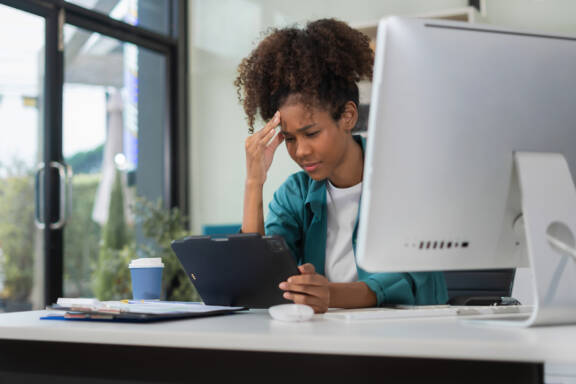 Faire face à des difficultés économiques : les dispositifs spécifiques d’accompagnement de la Branche pour pérenniser l’emploi et favoriser l’employabilité 