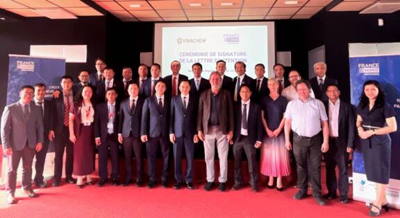 France Chimie Normandie accueille la délégation de VINACHEM (entreprise d’état) pour développer une coopération franco-vietnamienne