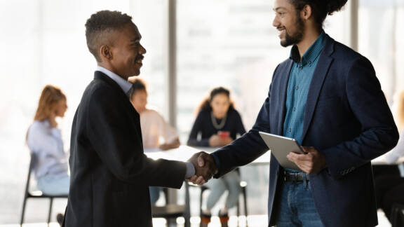 Aides à l'embauche d'apprentis : ce qui change au 1er janvier 2026